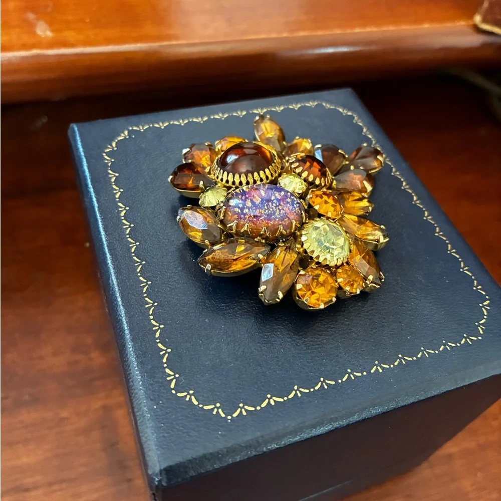 Vintage Floral Cluster Brooch – Juliana? Topaz Amber Yellow and Iridescent
